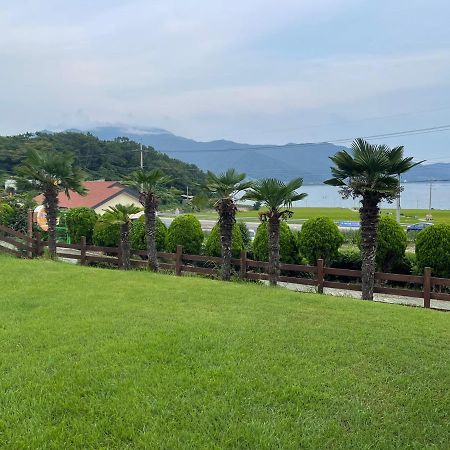 American Village Pension Manoa Namhe Kültér fotó